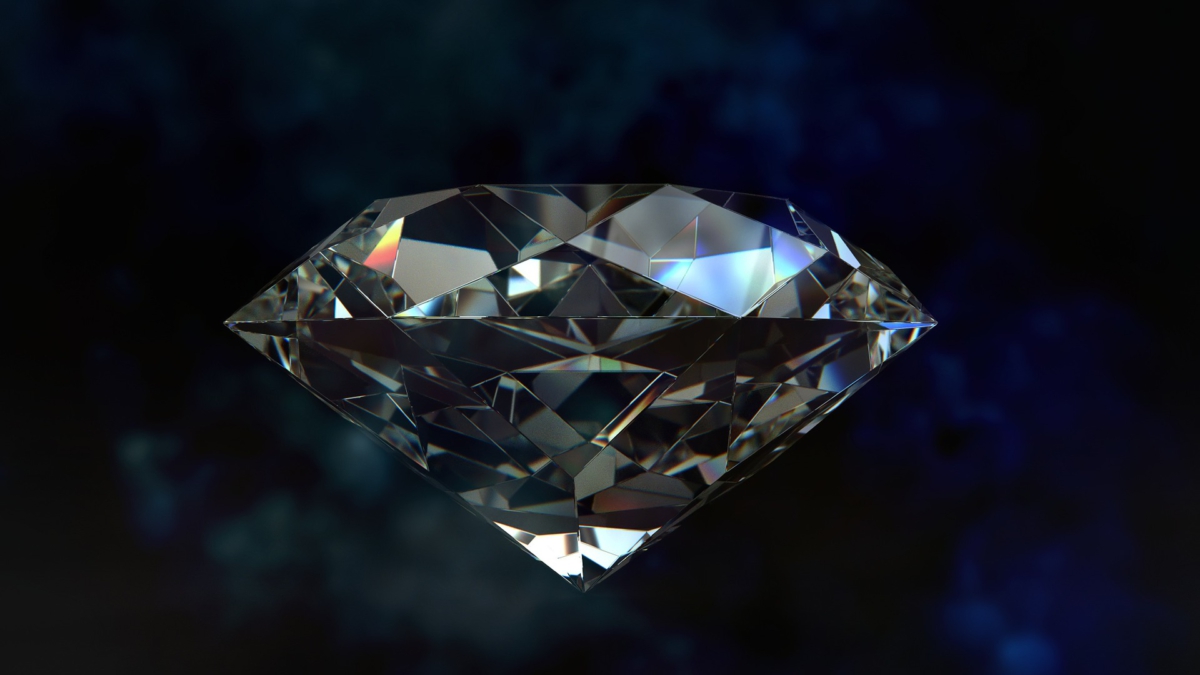 https://pixabay.com/illustrations/precious-diamond-jewelry-expensive-1199183/